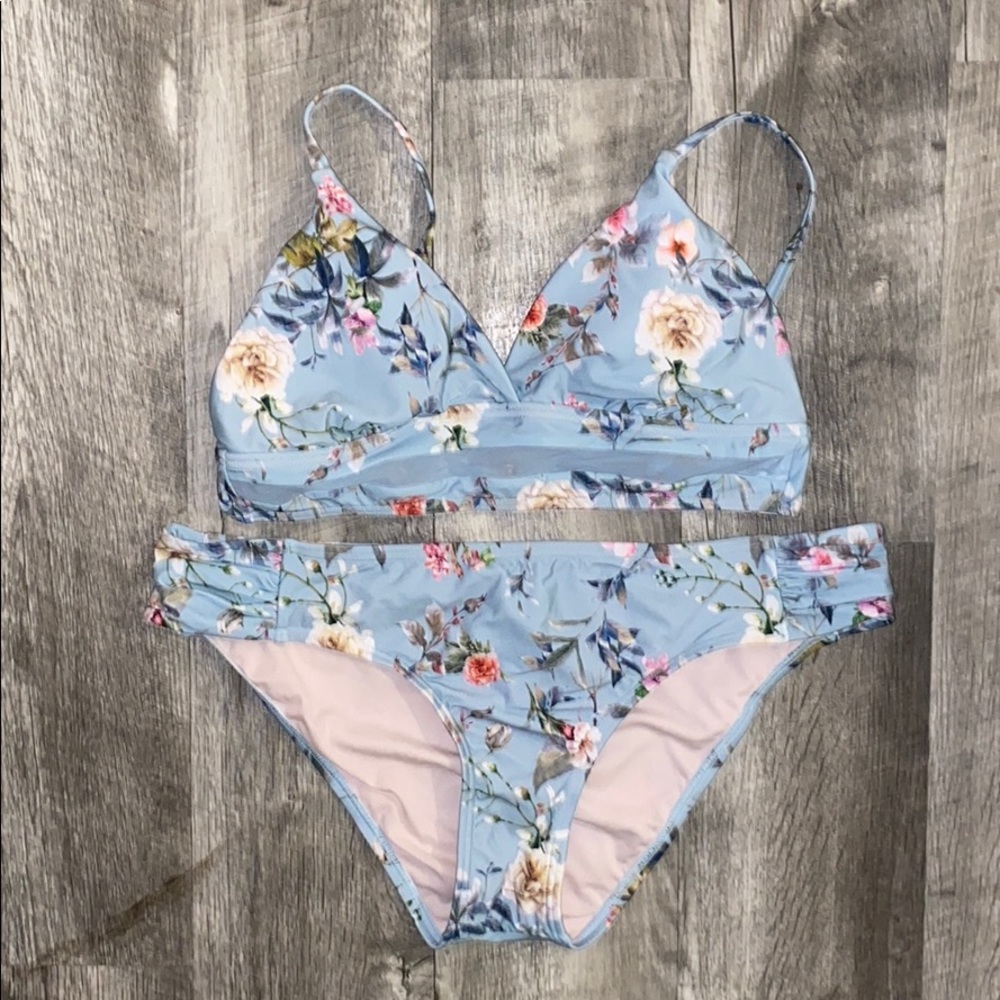 Two-piece bikini